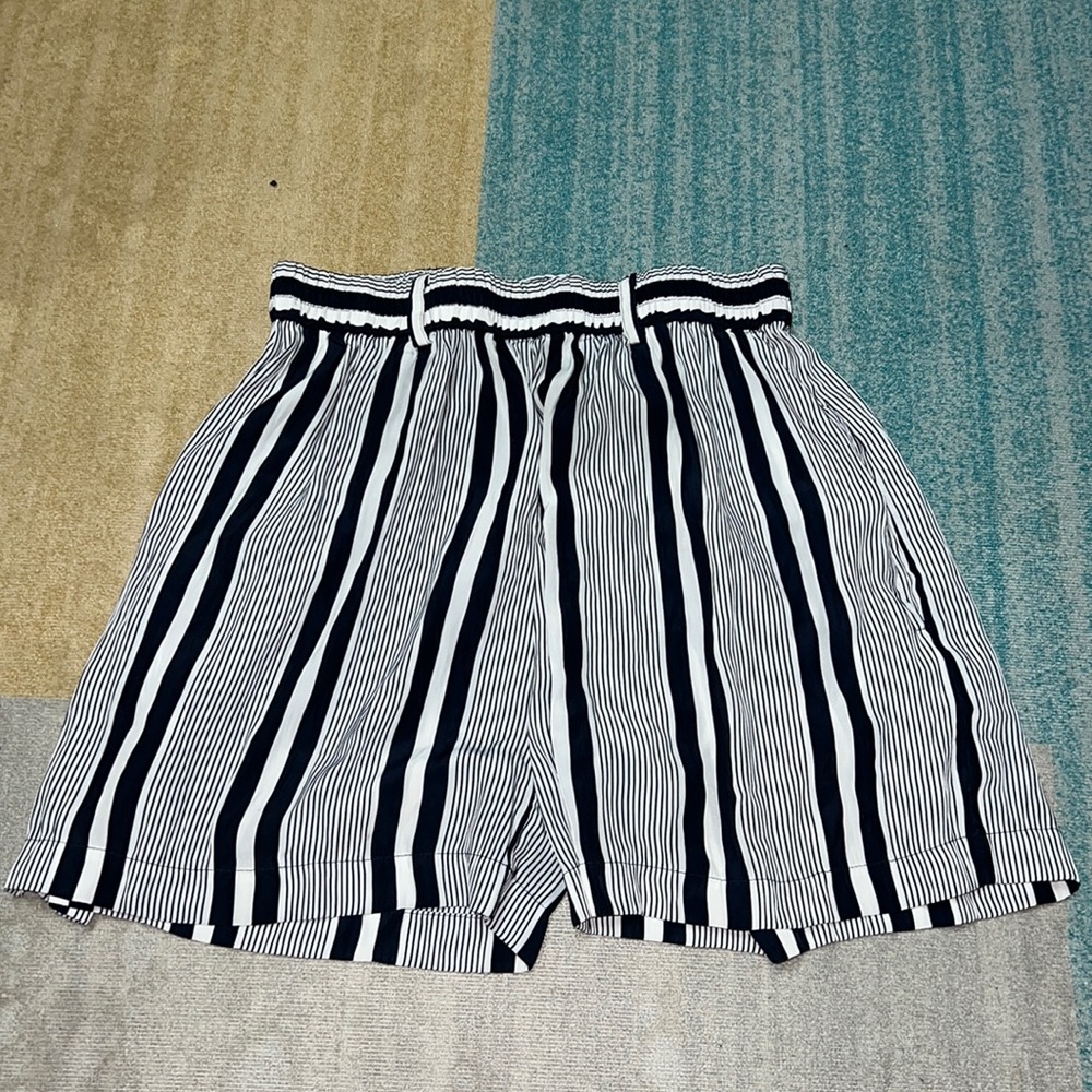 Mela Select white and navy blue striped shorts